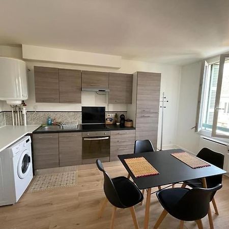 Appartement Avec Terrasse, Parking Gratuit Périgueux Eksteriør bilde